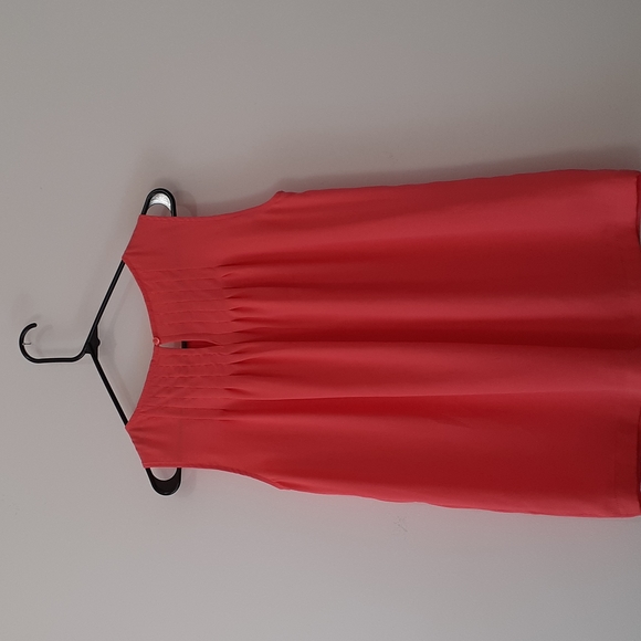 Ann Taylor Loft Sleveless Top - Picture 4 of 4